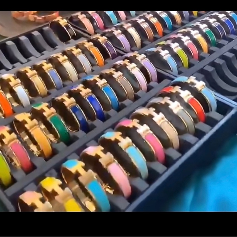 H bangles. If you’re interested please tell me in advance what color